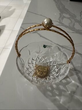 Crystal Basket with Gold-Tone Handle and Pearl Accent